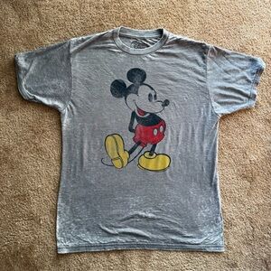 Mickey Mouse T-shirt Adult Medium DISNEY OFFICIAL Gray Vintage Distressed. Soft